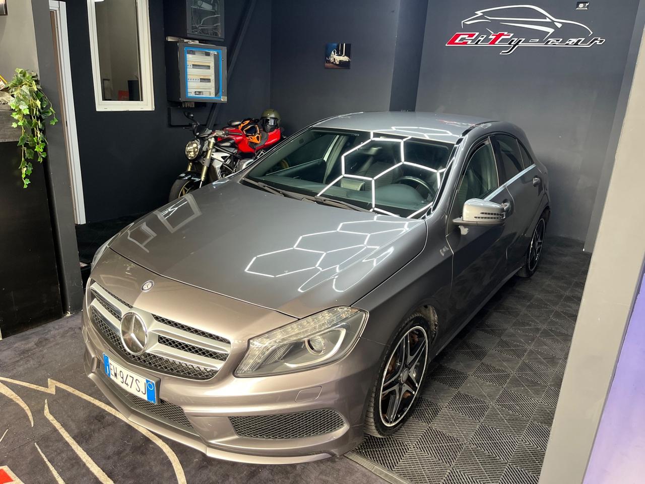 Mercedes-Benz Classe A 180 d (2014) – Stile Premium e Consumi da Primato!