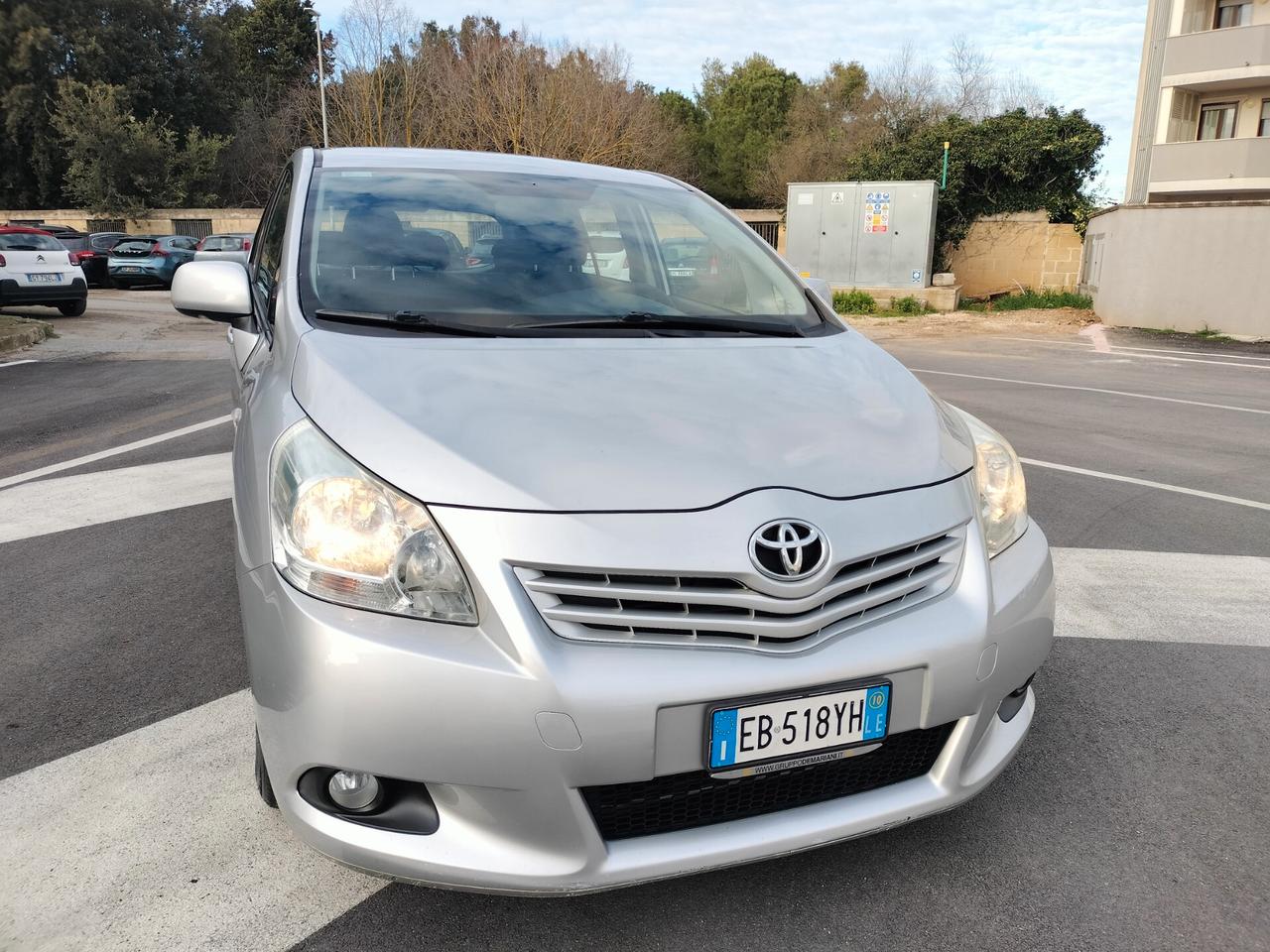 Toyota Verso 2.0 D Sol