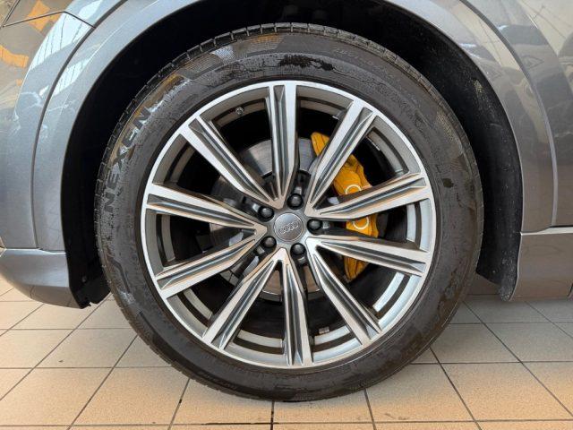 AUDI Q8 50 TDI 286 CV quattro tiptronic S LINE //TETTO//