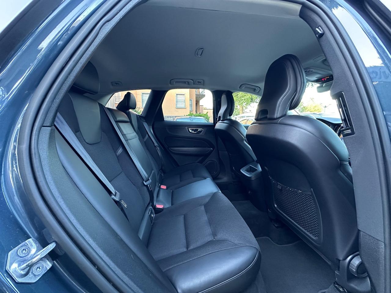 Volvo XC 60 XC60 B4 (d) AWD Geartronic Inscription