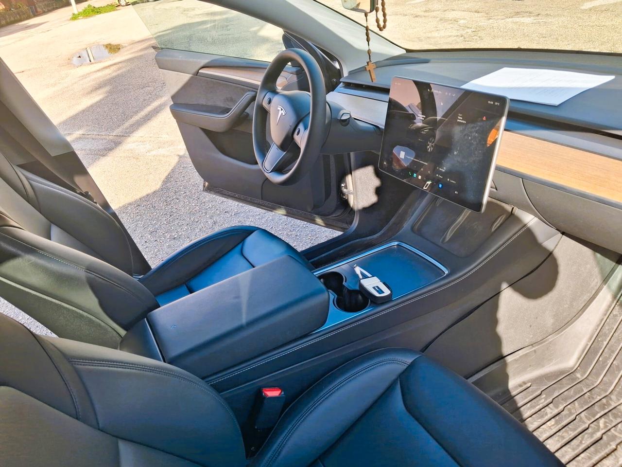 Tesla Model Y Long Range RWD