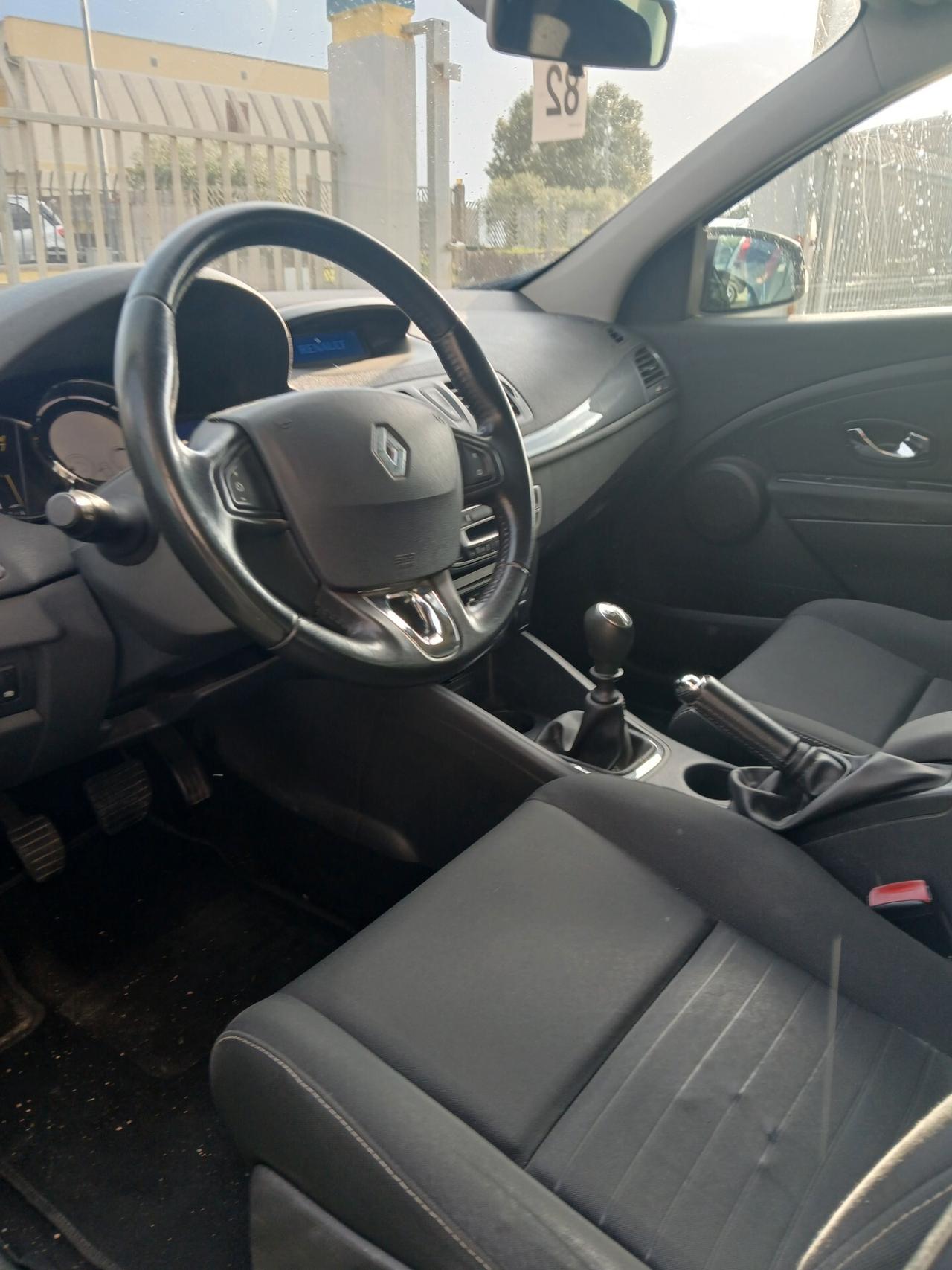 RENAULT Megane SporTour 1.200 TCE 120cv Km116.000