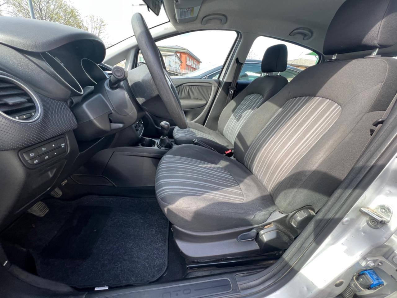 Fiat Punto Evo 1.3 Mjt 75 CV unico proprietario ok Neopatentati