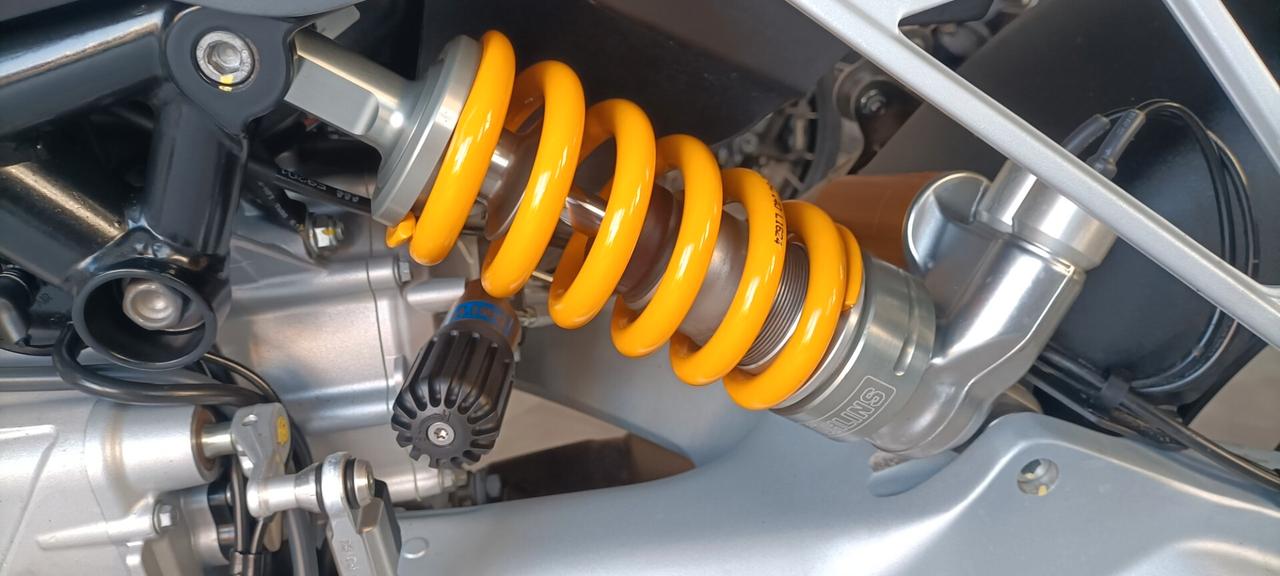 Moto Guzzi V100 S Holins