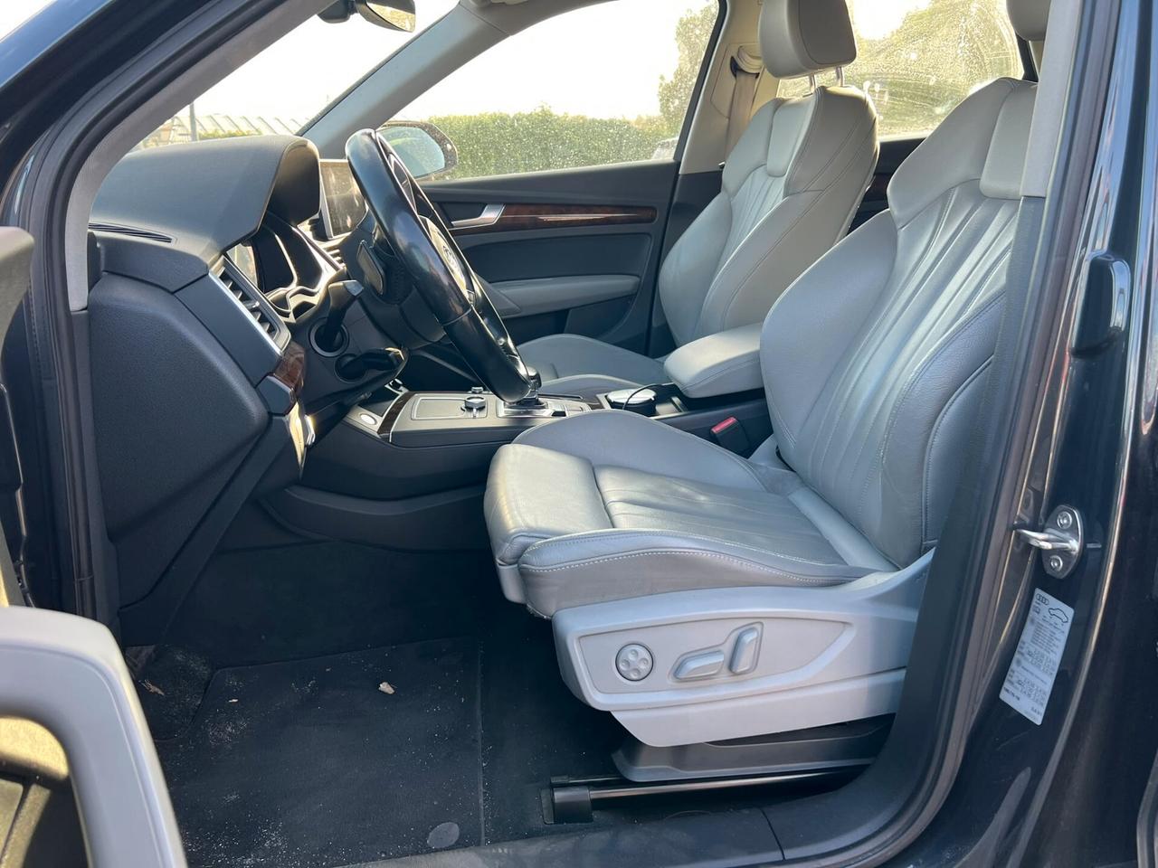 Audi Q5 2.0 TDI quattro S tronic Business Sport