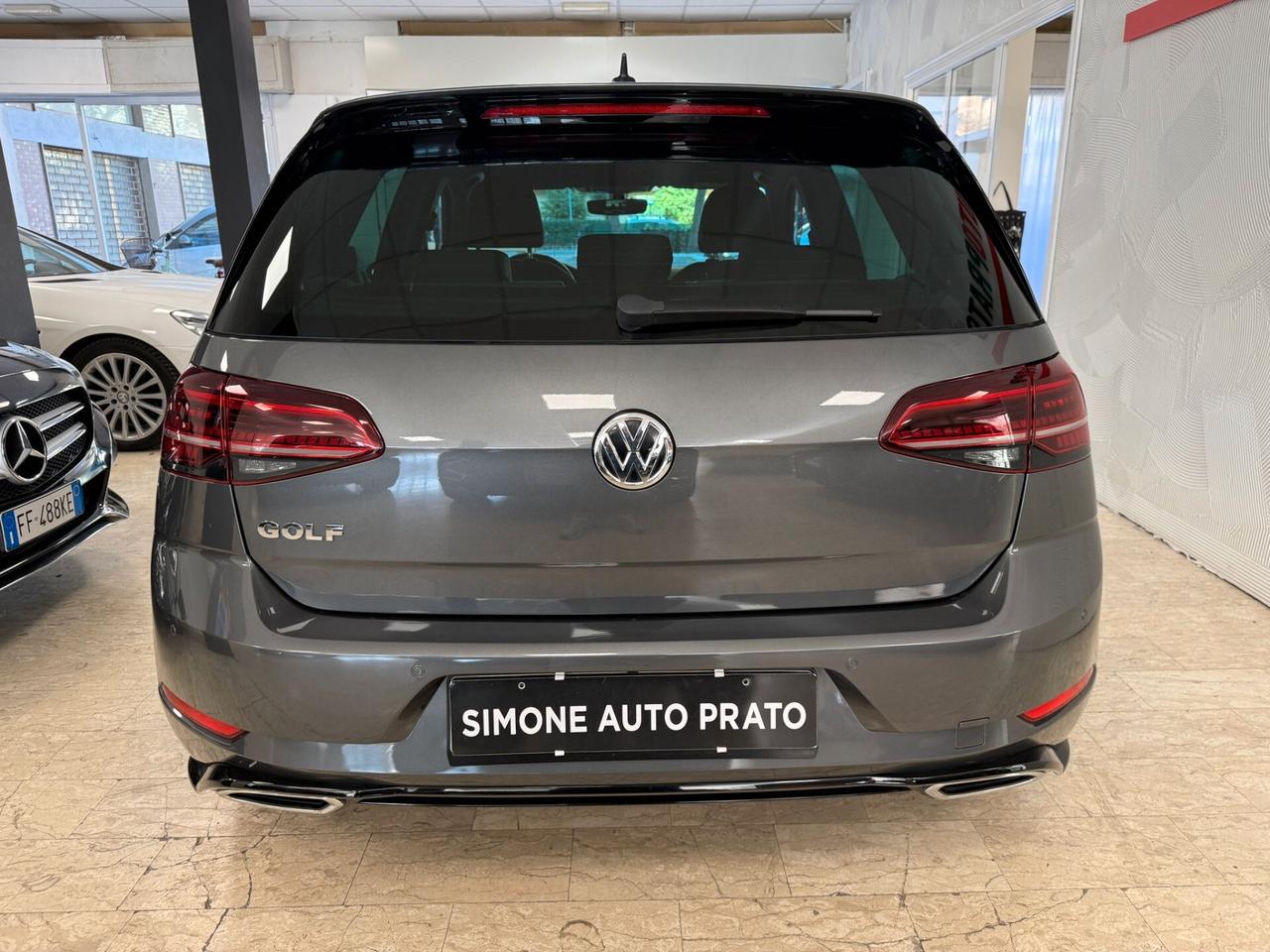 Volkswagen Golf 1.6 TDI 115 CV 5p. Executive BlueMotion Technology R-Line