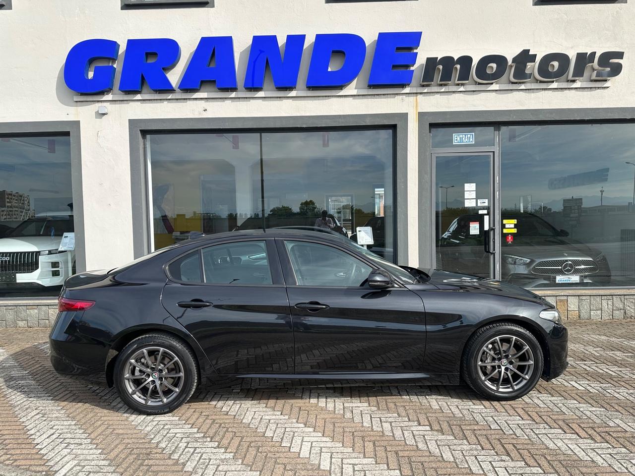 Alfa Romeo Giulia 2.0 Turbo 200 CV AT8 Business *NO VINCOLI*