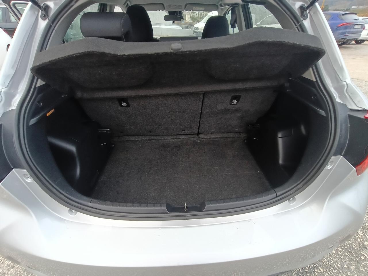 Toyota Yaris 1.5 Hybrid 5 porte Business