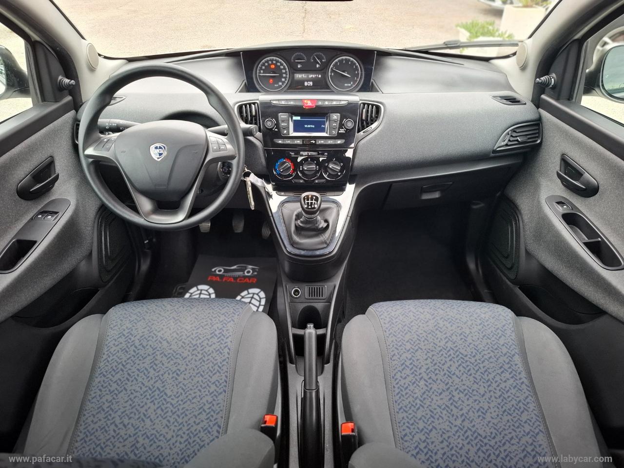 LANCIA Ypsilon 1.0 FireFly 5p.S&S Hybrid Silver