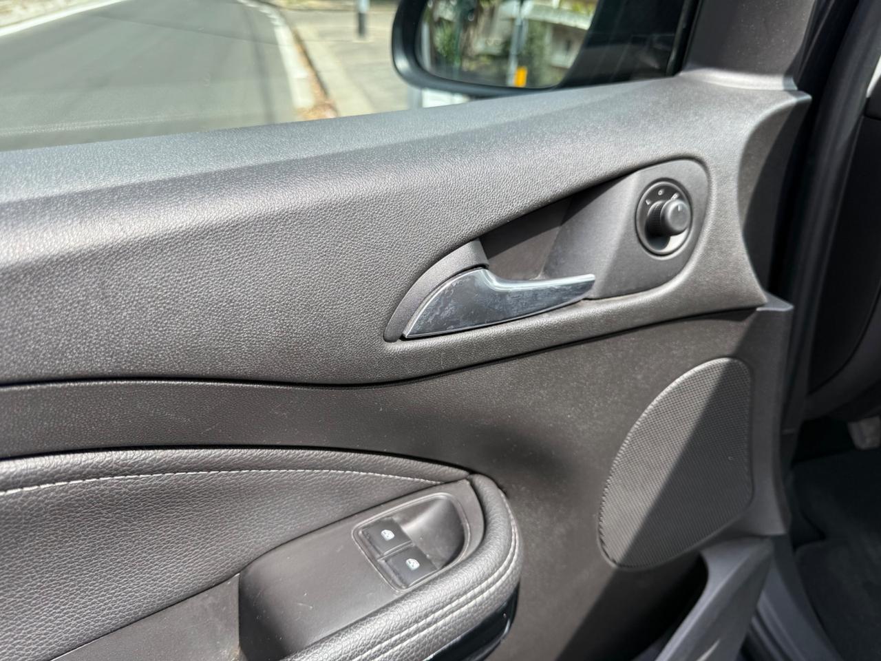 Opel Adam 1.2 70 CV Start&Stop Slam