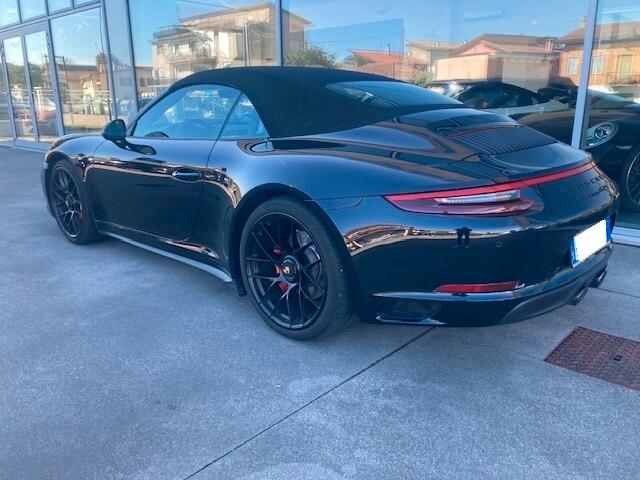 Porsche 911 Carrera 4GTS Cabriolet Posche Approved