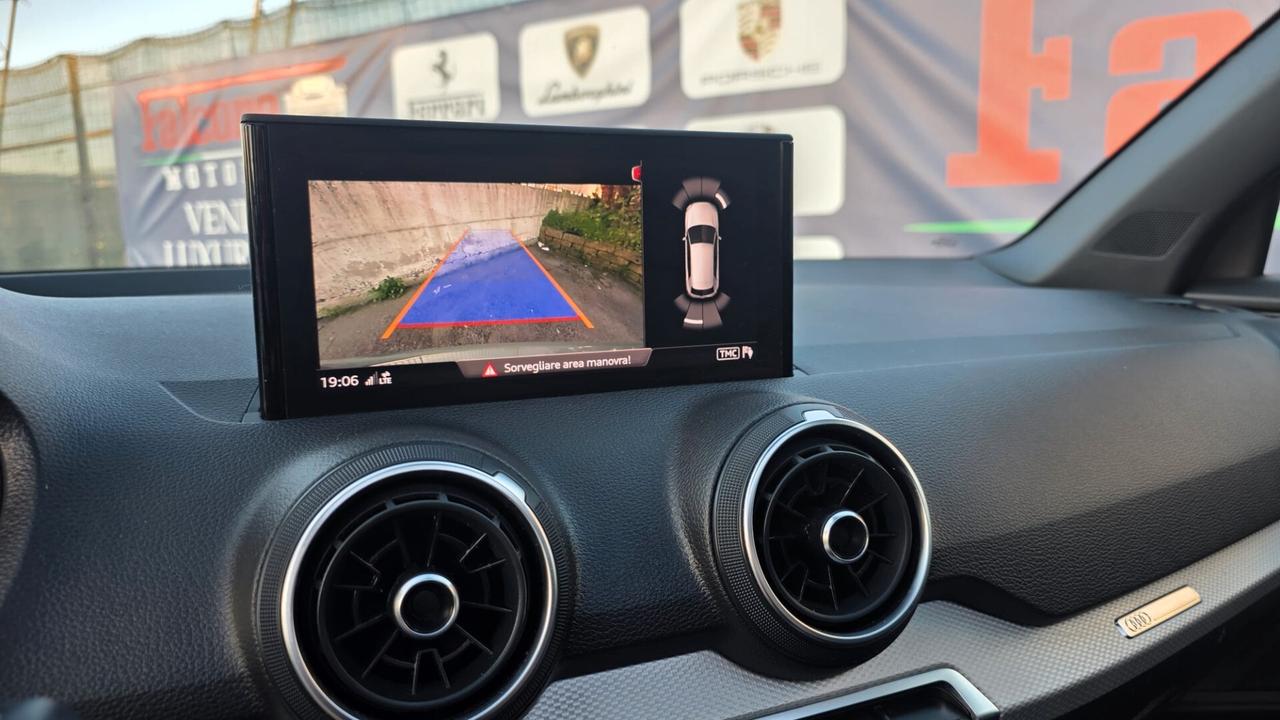 Audi Q2 30 TDI S tronic s-line Tetto