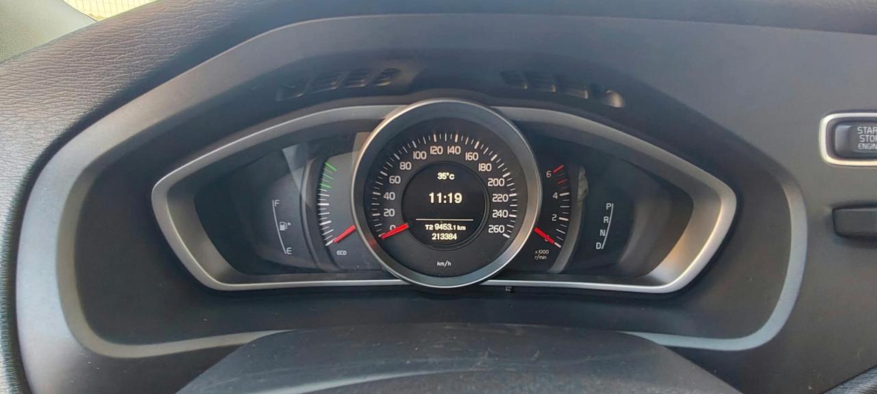 Volvo V40 1.6D Cross Country "AUTOMATICA"