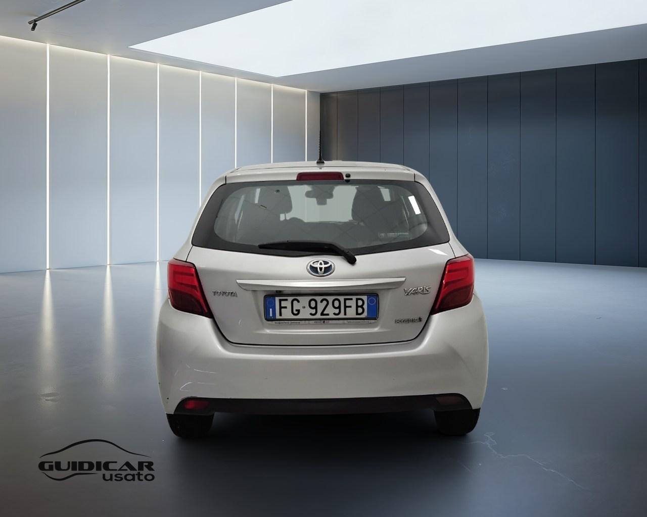 TOYOTA Yaris III 2015 - Yaris 5p 1.5h Active my16