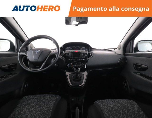 LANCIA Ypsilon 1.0 FireFly 5 porte S&S Hybrid Ecochic Silver