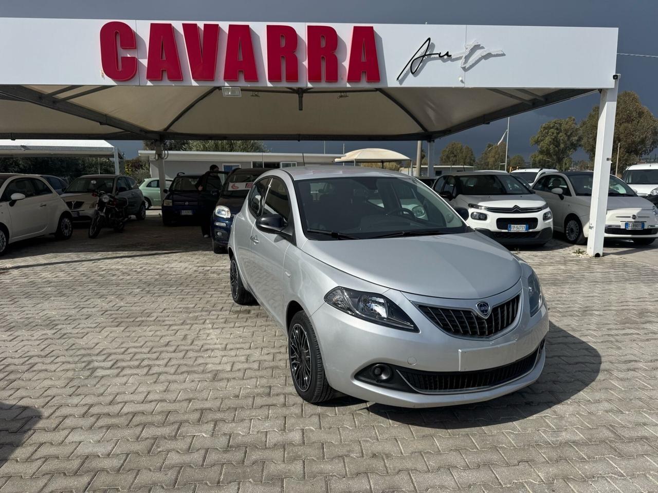 Lancia Ypsilon 1.2 69 CV 5 porte GPL Ecochic Silver