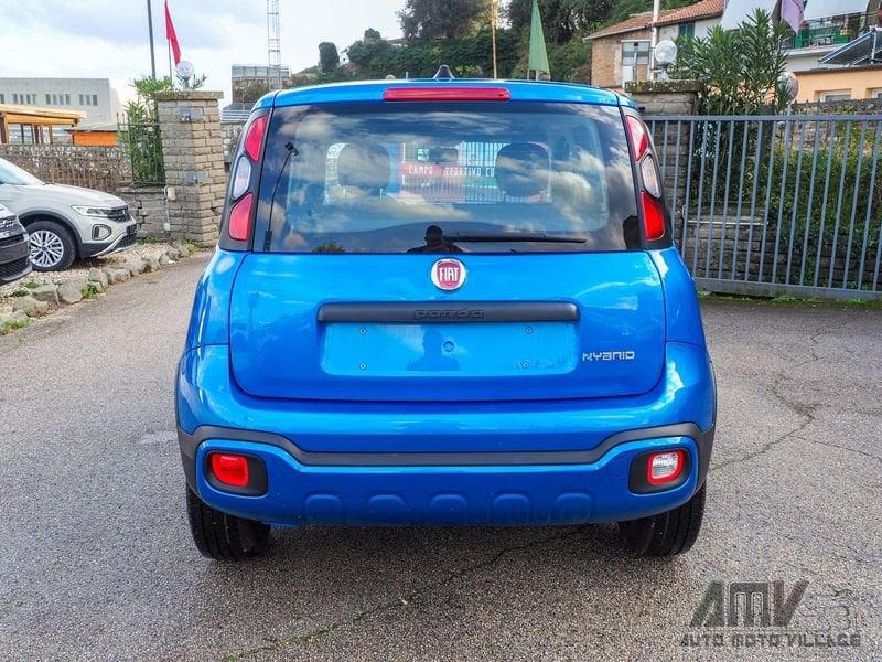 FIAT Panda 1.0 FireFly S&S Hybrid City Cross