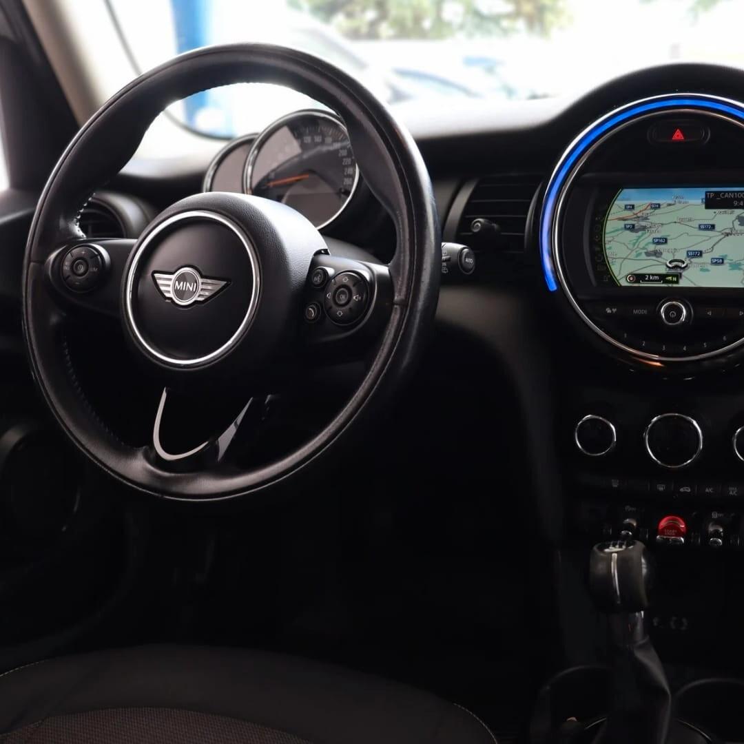 Mini 1.5 Cooper D 5 porte
