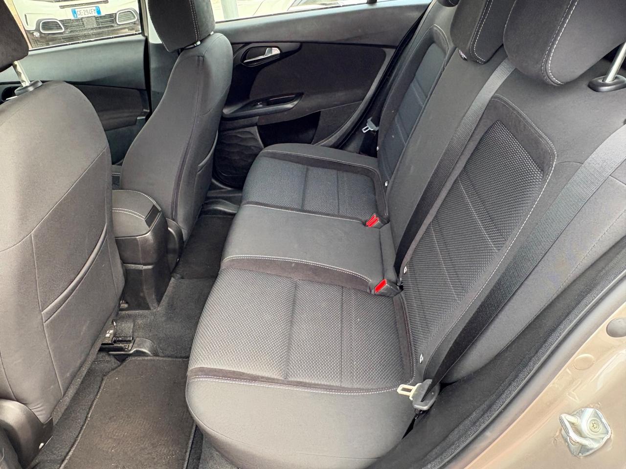 Fiat Tipo 1.6 Mjt S&S SW Lounge