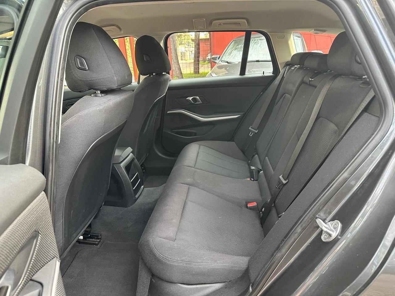 Bmw 318 318d Touring Business Advantage aut.