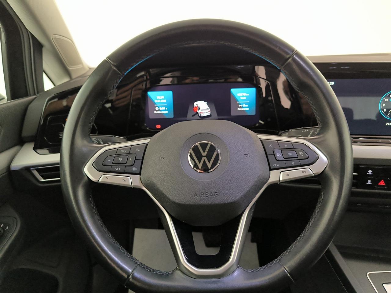 Volkswagen Golf 1.5 etsi evo life 150cv dsg