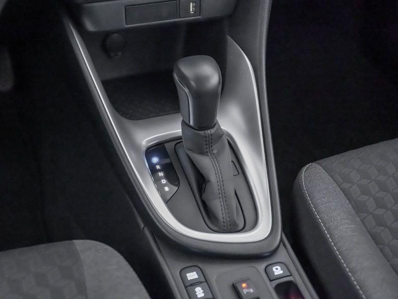 Toyota Yaris Hybrid Trend MY22