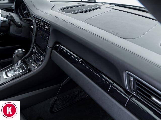 Porsche 911 3.0 Carrera 4 Coupé