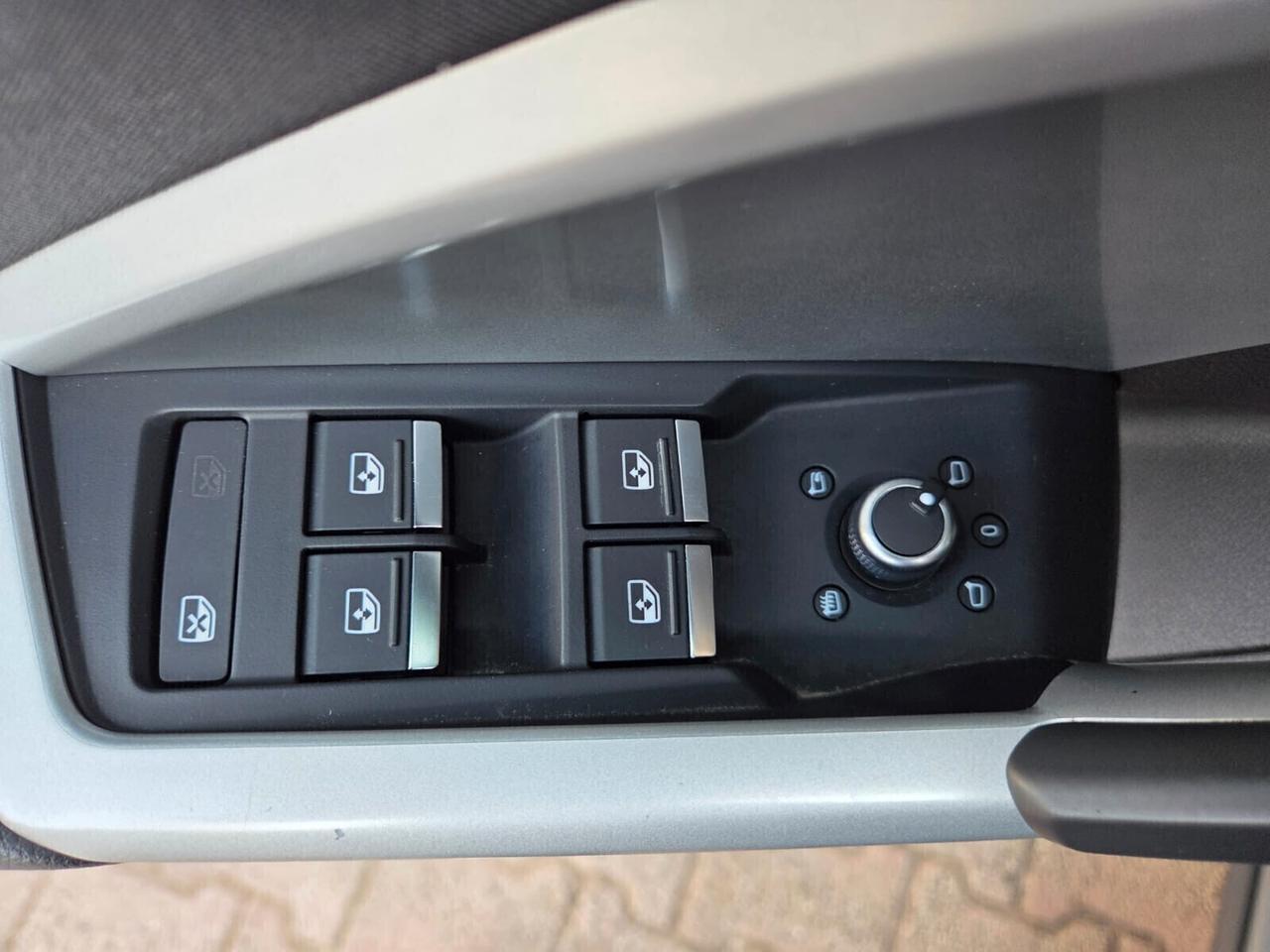 Audi Q3 35 TDI S tronic 150 cv Business