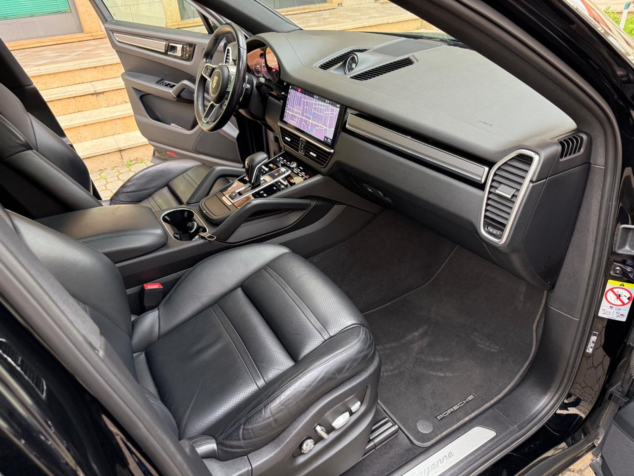 Porsche Cayenne Coupé 3.0 V6