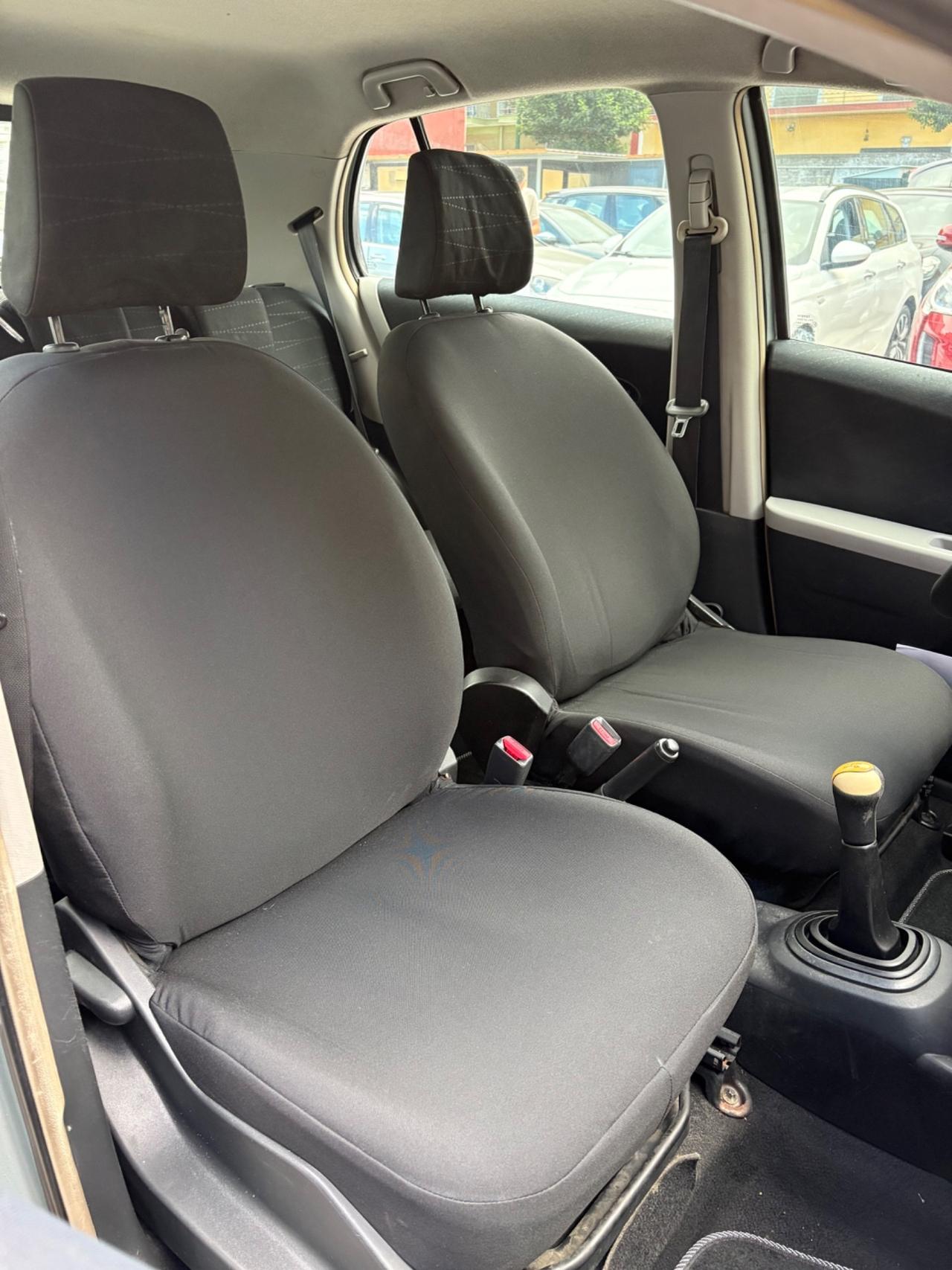 Toyota Yaris 1.4 D-4D iscrivibile asi 129000km