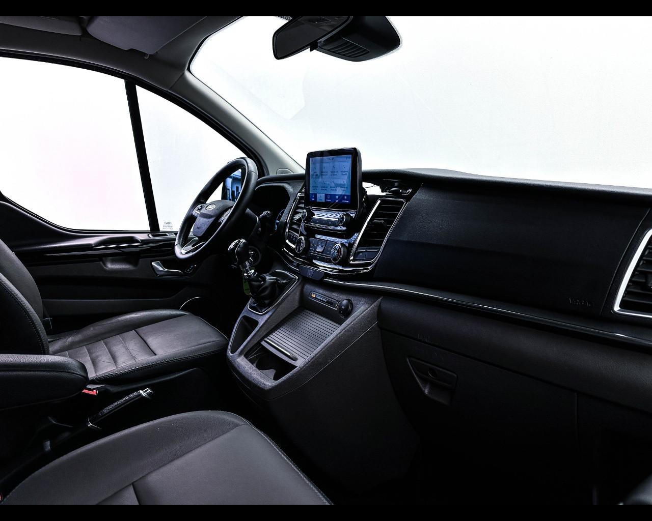 FORD Tourneo Custom - Tourneo Custom 320 2.0 EcoBlue 130CV PC Titanium