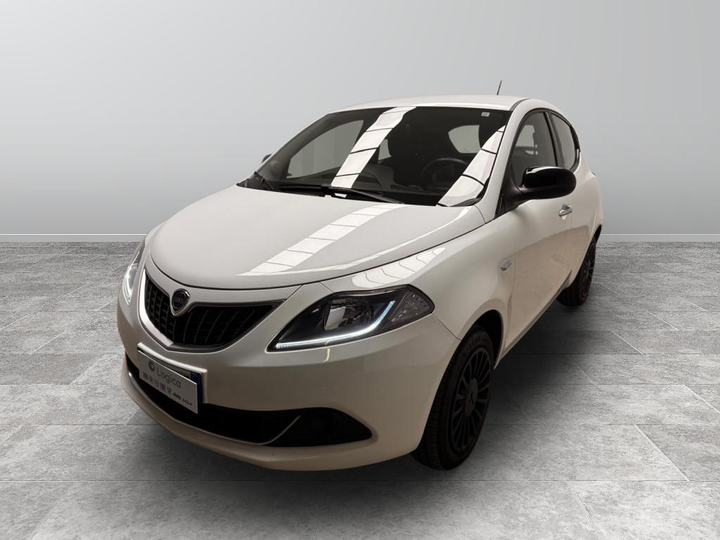 LANCIA Ypsilon III 2021 - Ypsilon 1.0 firefly hybrid Silver s&s 70cv