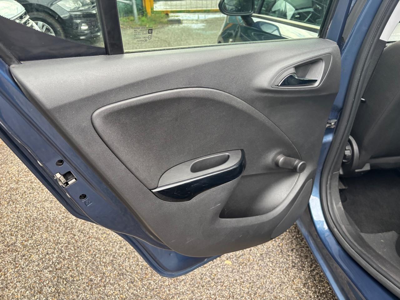 Opel Corsa 1.4 90CV 5 porte GPL