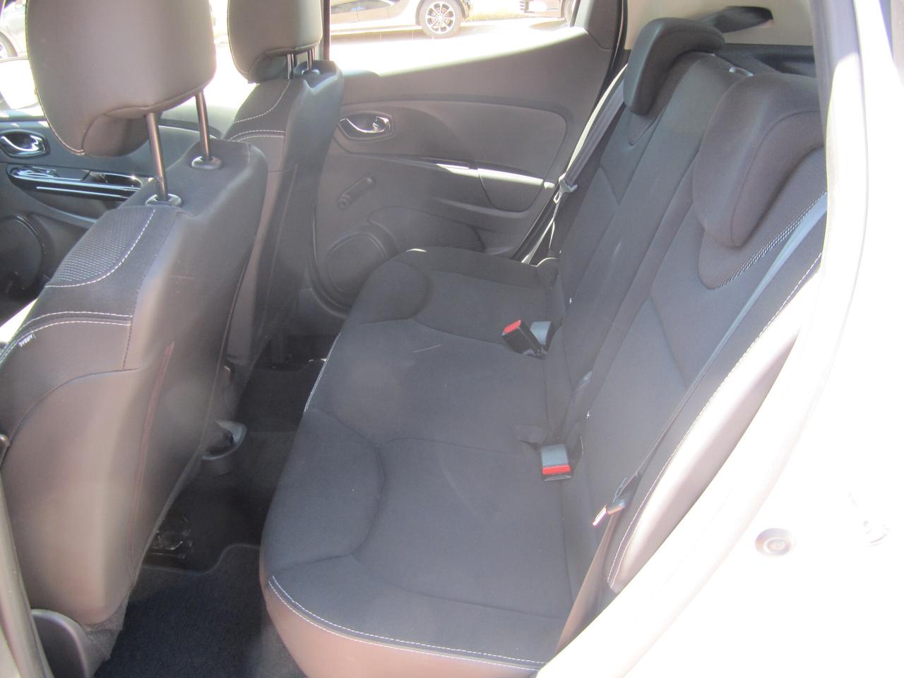 Renault Clio 1.2 75CV 5 porte Live - benzgpl