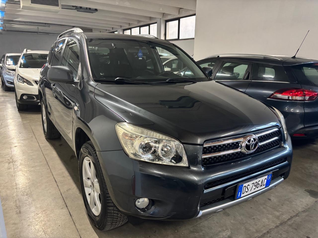 Toyota RAV4 Crossover 2.2 D-4D 136 CV Sol