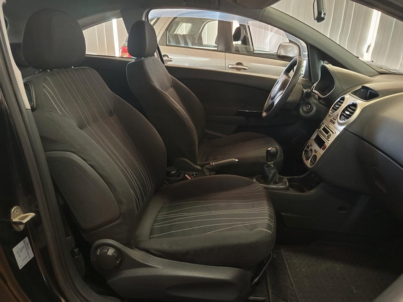Opel Corsa 1.0 12V 3 porte Enjoy, ok neopatentati