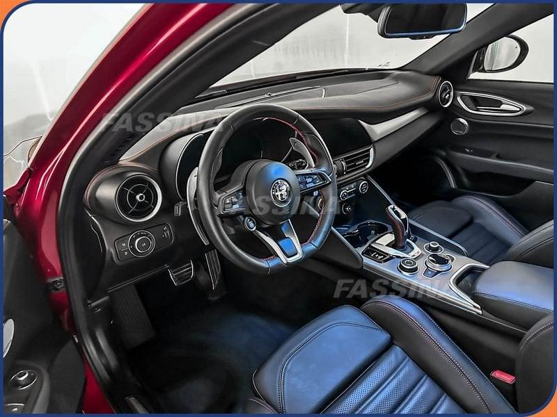 Alfa Romeo Giulia Giulia 2.0 t Competizione Q4 280cv auto