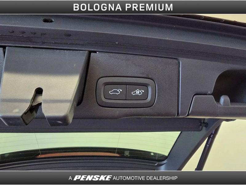 Volvo XC60 B4 (d) AWD Geartronic Momentum Pro