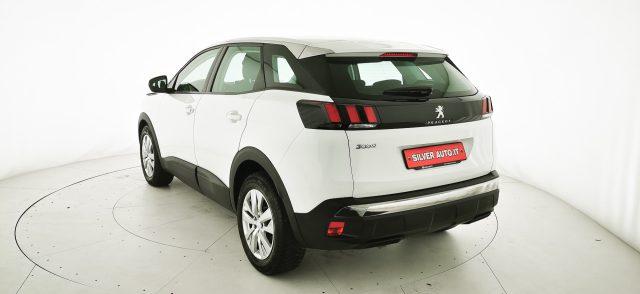 PEUGEOT 3008 BlueHDi 130 S&S Business