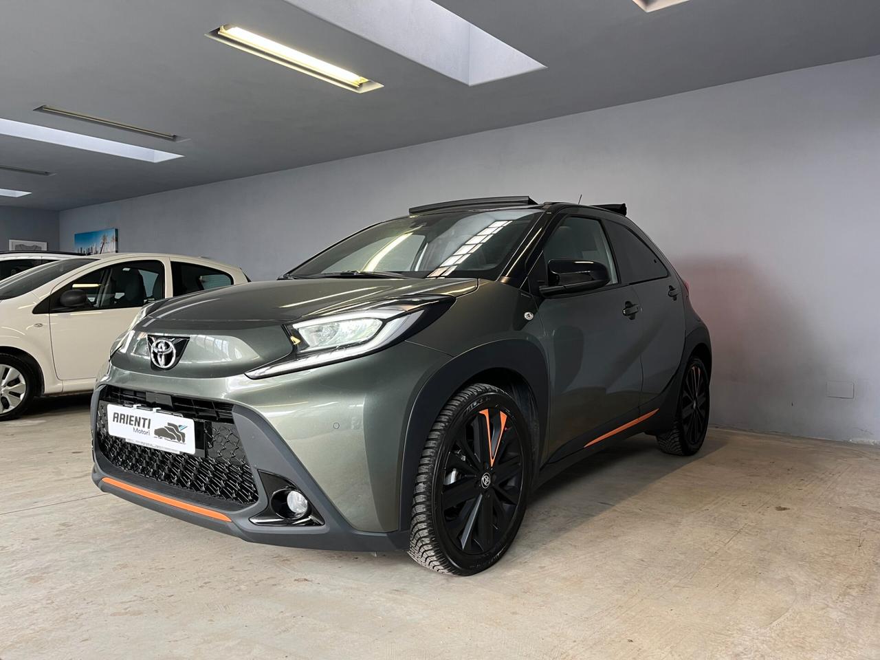 Toyota Aygo X 1.0cc LIMITED AIR -BOOKSERVICE TOYOTA- FULL OPT.