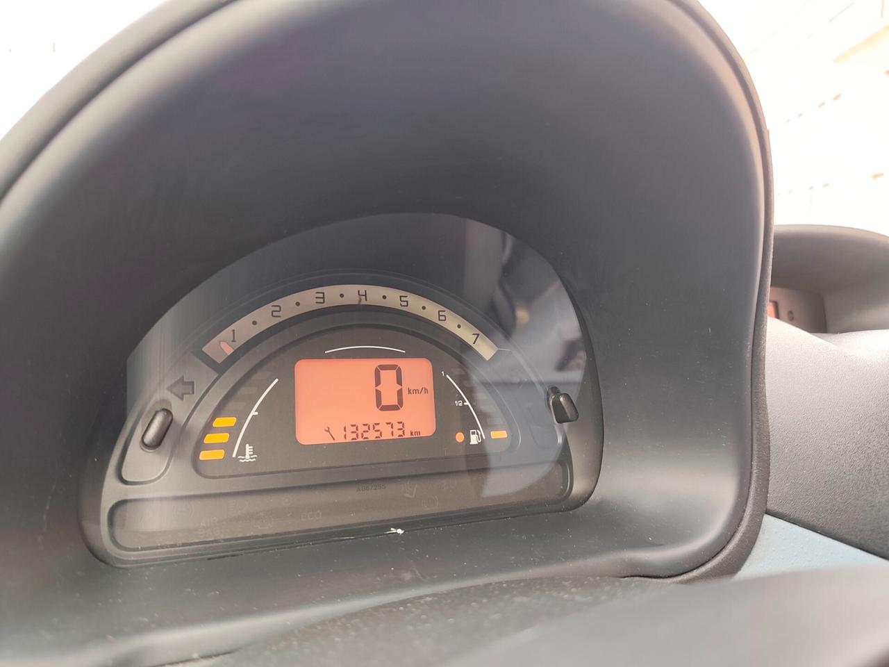 Citroen C3 1.4 Benz 130 Milà 5 porte neopatentati