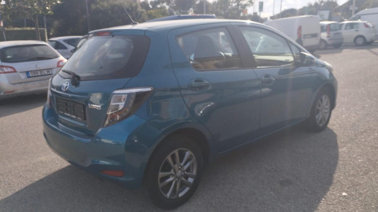 Toyota Yaris 1.0 5 porte