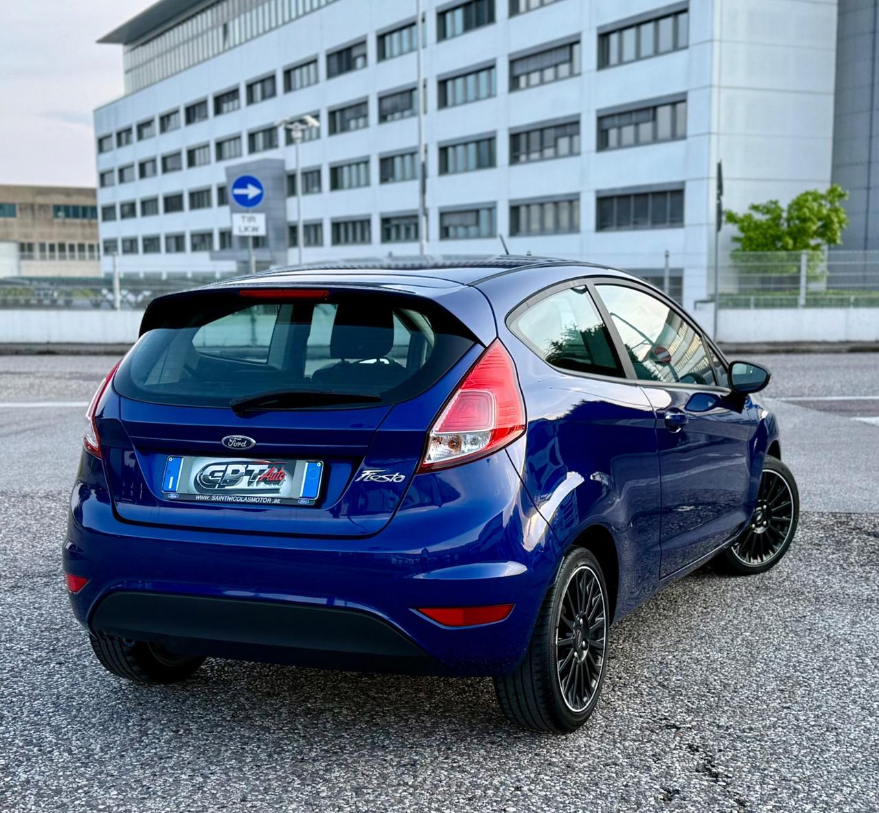 Ford Fiesta 1.5 TDCi 95CV 3 porte Black & White Edition
