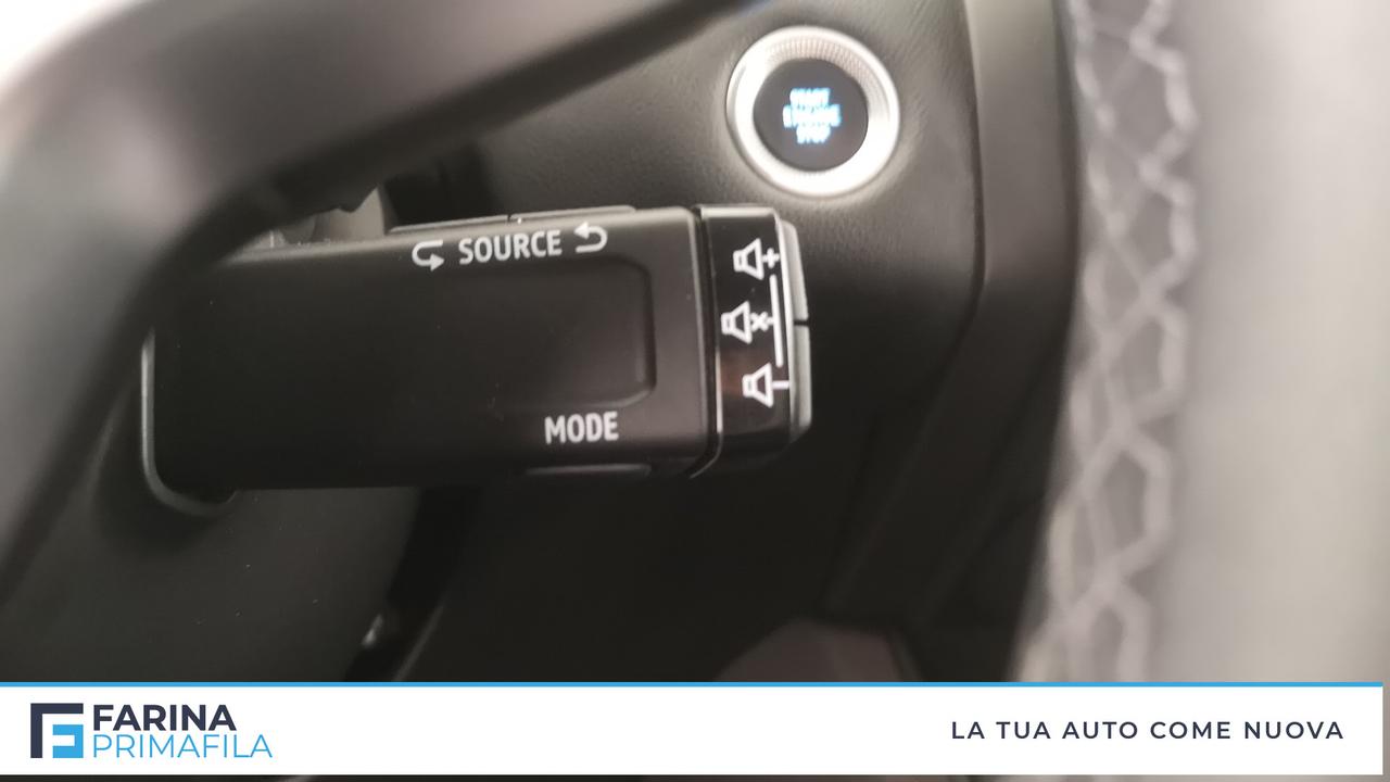 RENAULT Captur II 2019 - Captur 1.6 hybrid Intens E-Tech 145cv auto