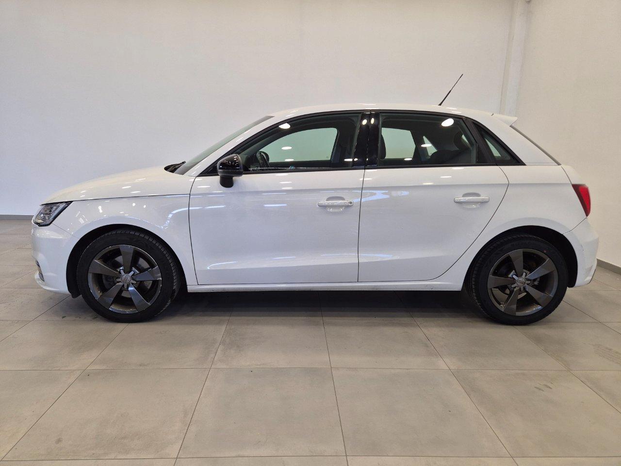 Audi A1 Sportback 1.6 tdi Sport - NEOPATENTATI - UNIPROPRIETARIO