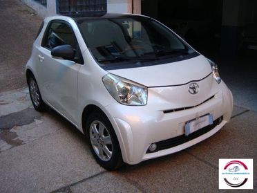 TOYOTA - iQ - 1.0 CVT Sol