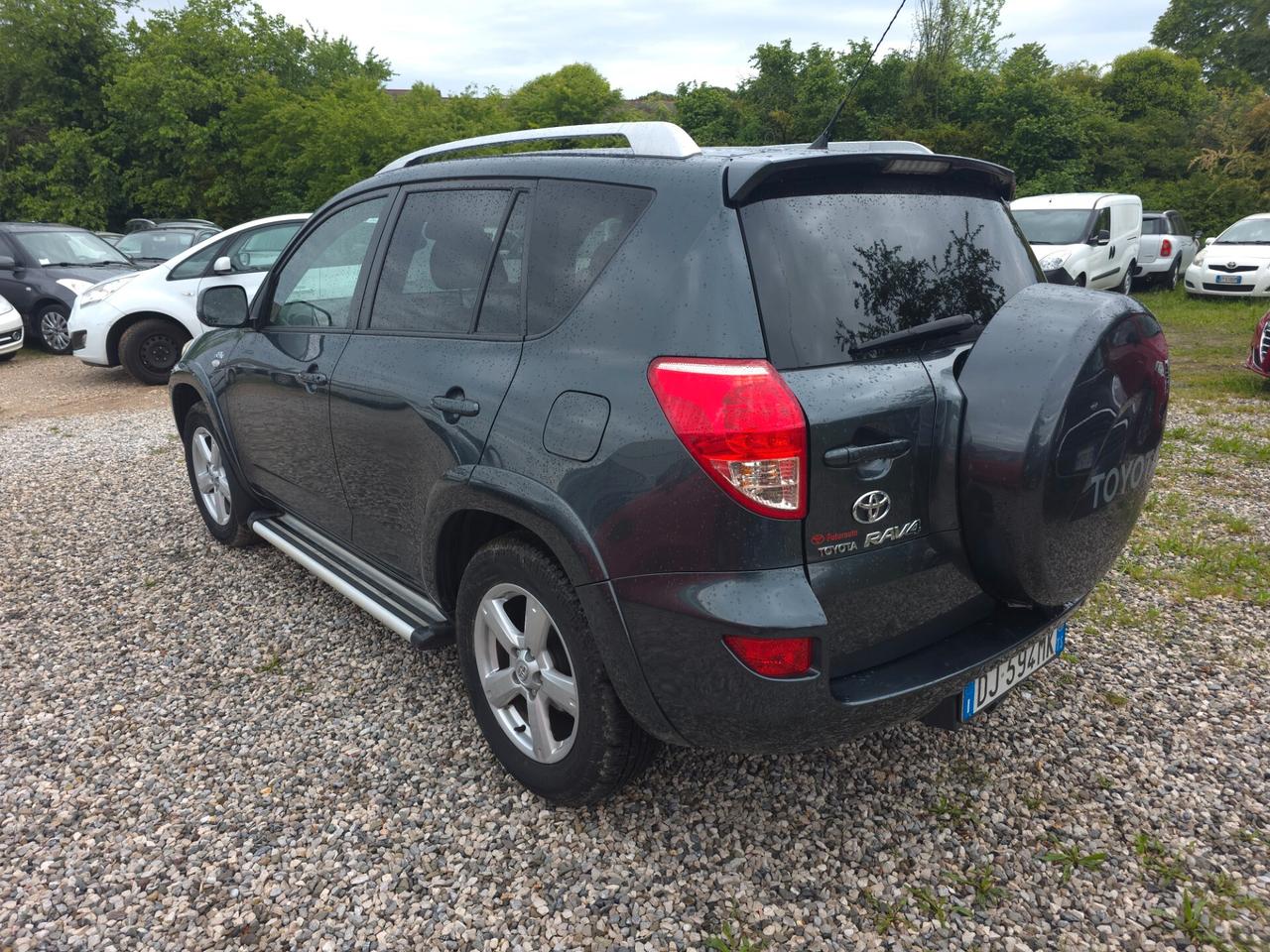 Toyota RAV 4 RAV4 2.2 D-4D 177 CV Luxury