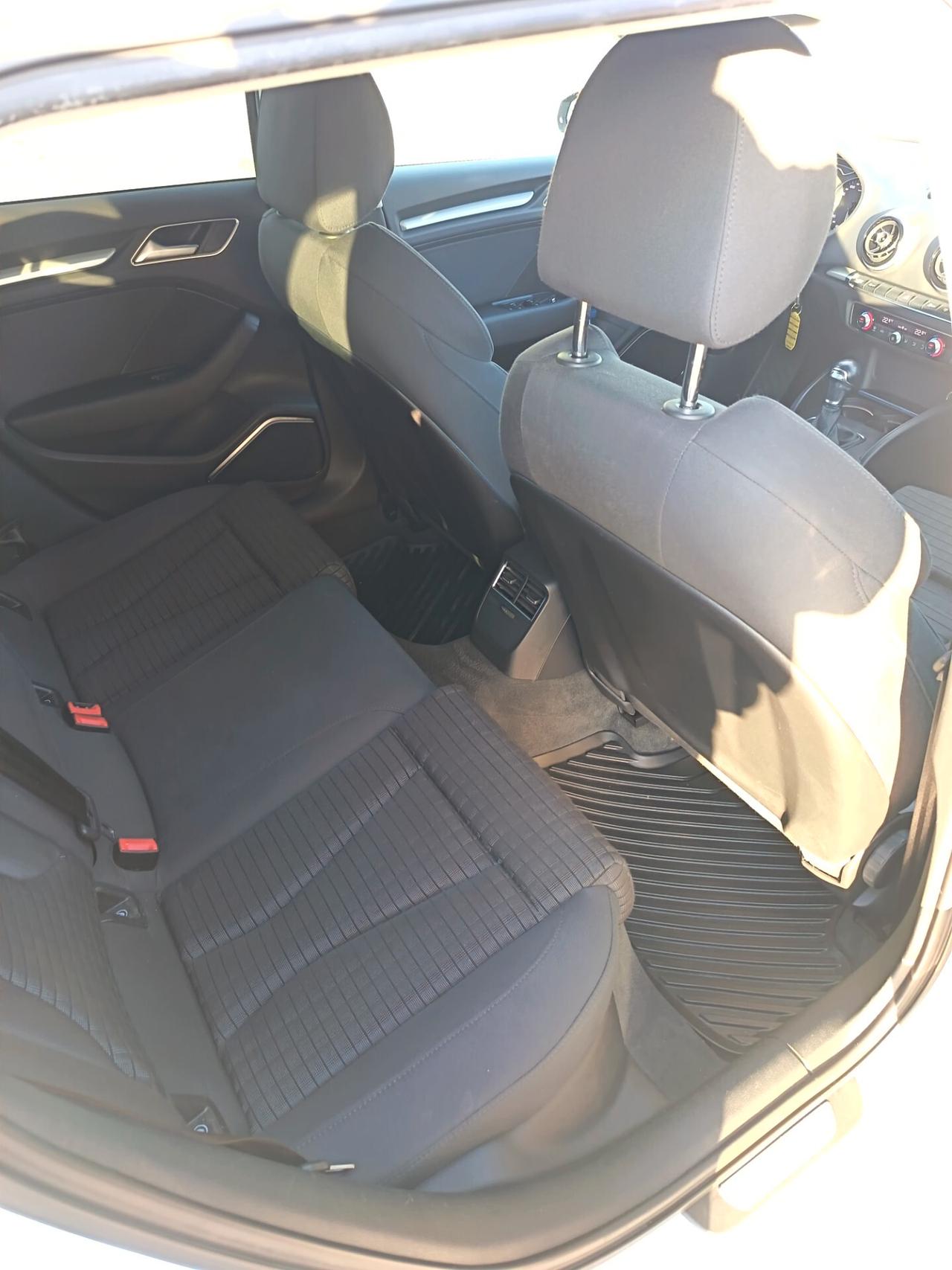 Audi A3 SPB 1.4 TFSI S tronic g-tron Attraction