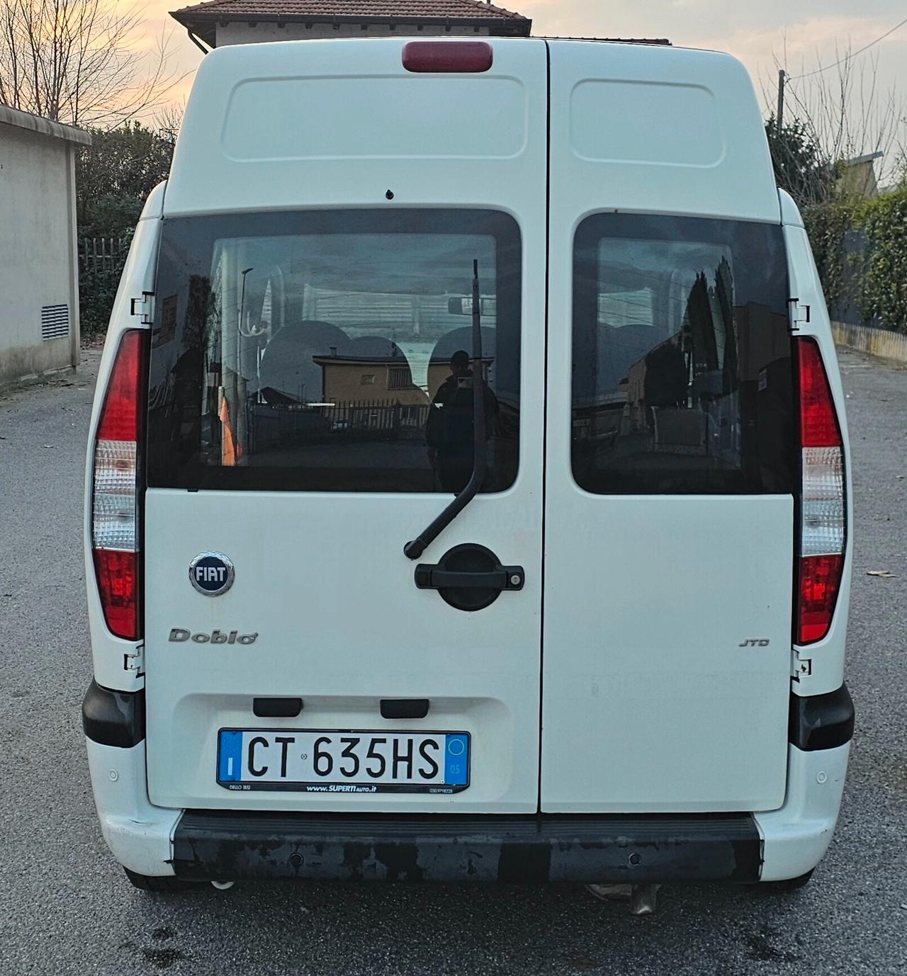 Fiat Doblo 1.9 JTD TRASPORTO DISABILI