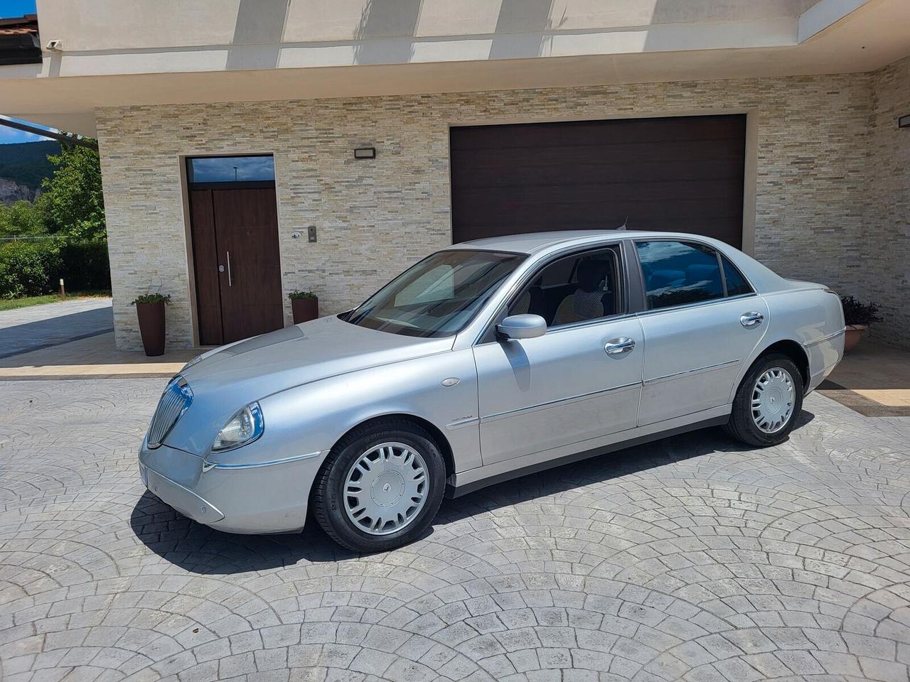 Lancia Thesis 2.4 JTD 150 cv CAMBIO MANULAE *** AMMIRAGLIA ITALIANA ***